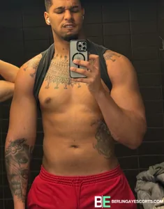 male escort Berlin Eduardo